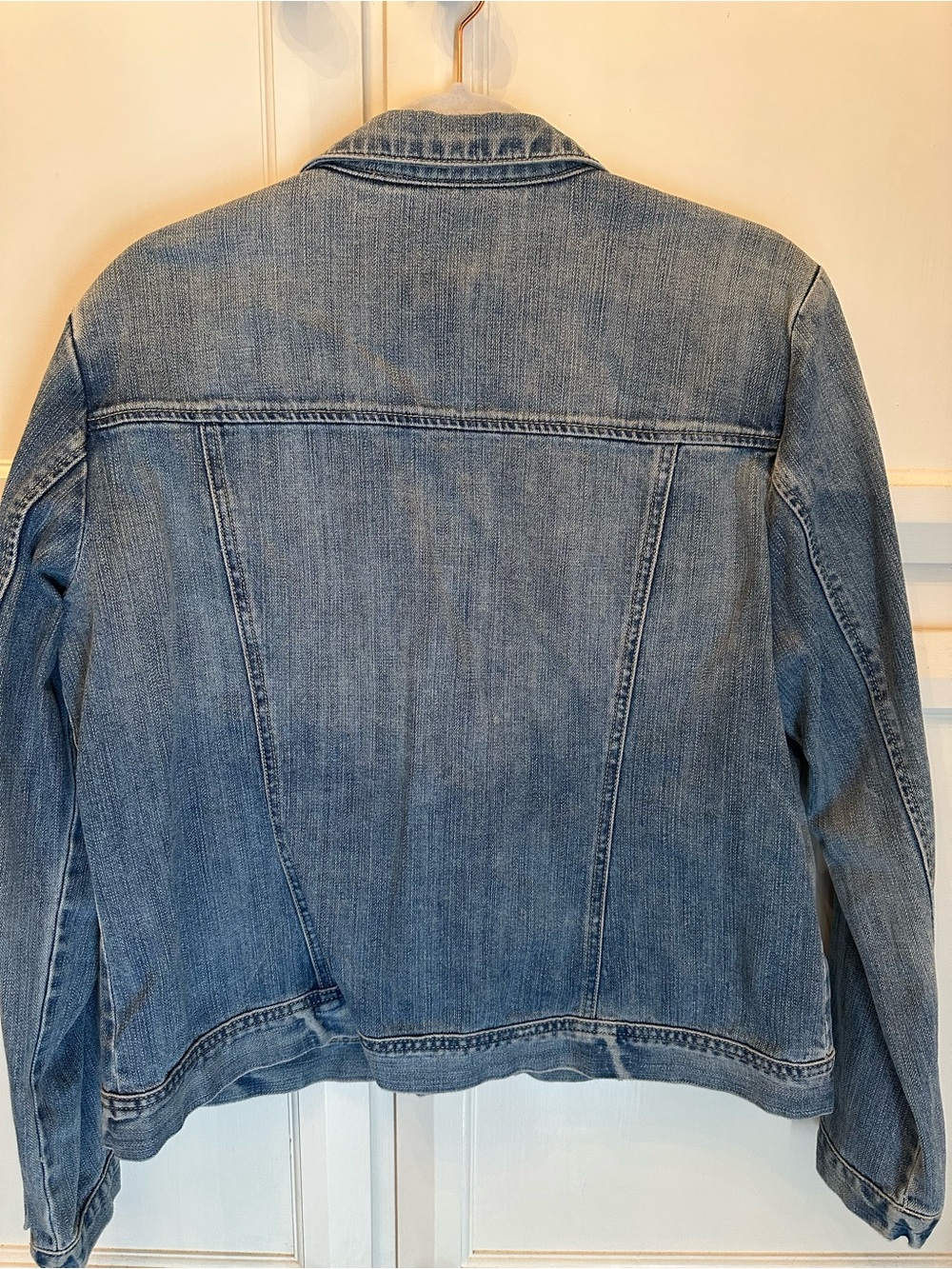 GAP Light Blue Denim Jean Jacket - Picture 3 of 3
